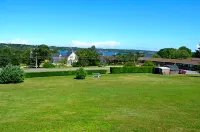 New Age Inn - Voyageur Hotels in 
