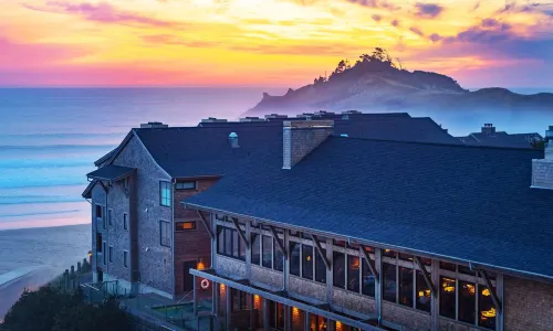 Headlands Coastal Lodge & Spa