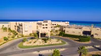 The Breakers Diving and Surfing Lodge Soma Bay Hotels near Soma Bay