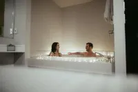 Boulevard Waters - suối nước nóng