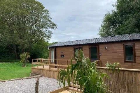 Herons Lake Retreat Hot Tub Lodges