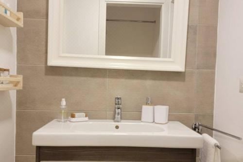 Coral Village Oasis Condo