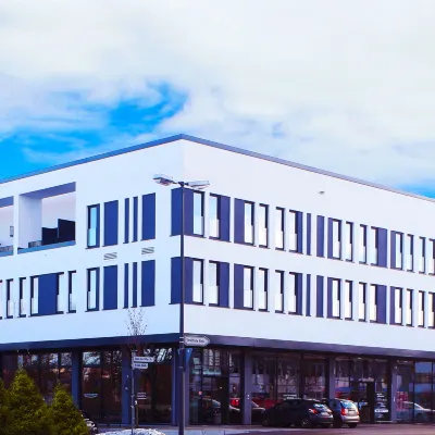 安珀酒店 鄰近慕尼黑弗賴哈姆火車站（Munchen-Freiham Railway Station）的酒店