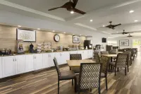 SureStay Plus Hotel by Best Western Vero Beach - parking
