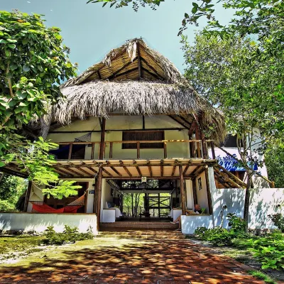 Sabai Beach Hotels in Barú