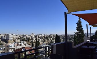 Shams Alweibdeh Hotel Apartments