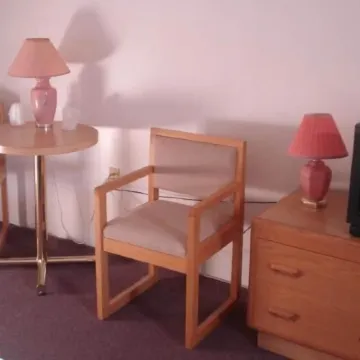 Satelite Motel