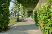 Mariner Club Apartments