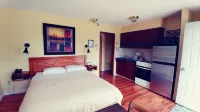 River Heights Motel Hotels near Courtenay Elementary