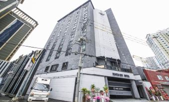 3. 브라운도트호텔 ..