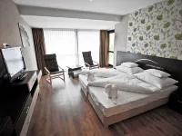Ezüsthíd Hotel Hotels in Veszprem