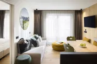 Movi Family Apart-Hotel Hotel in zona Sassongher