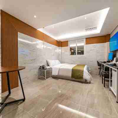 Pyeongchon Zzam Rooms