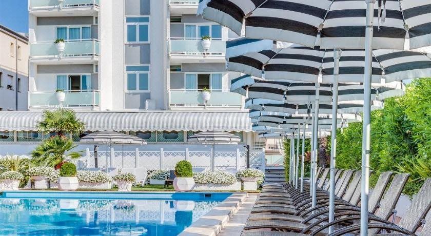 Hotel Delle Rose-Lido Di Jesolo Updated 2023 Room Price-Reviews & Deals |  Trip.com