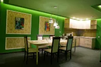 Makhall Hotel - 朝食