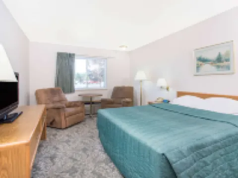 Super 8 by Wyndham Escanaba Hotels in Escanaba