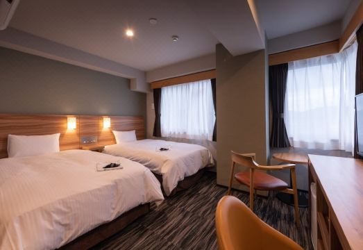 4. 센트럴 호텔 다..