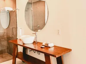 Hotel B Unique