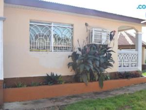 Fully Air-Condition 3Bed Villa - WiFi - Hot Water