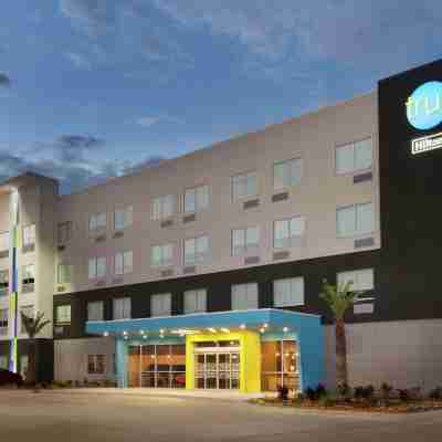 Tru by Hilton Lake Charles Hotel Exterior