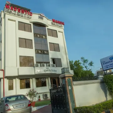 氣派莊園酒店 鄰近卡普里的酒店