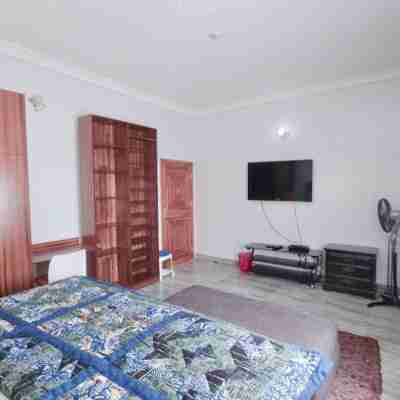 Droptop Suites Rooms