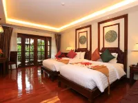 فيانجلوانج ريزورت Hotels near وات لوكمولي