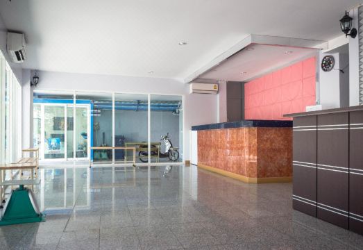 버드 룸 호텔 -프라투남