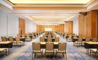 Four Points by Sheraton Surabaya, Tunjungan Plaza