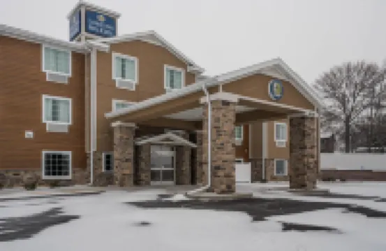 Cobblestone Hotel & Suites - Hutchinson Hotel a 