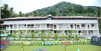 Orchard Valley Resort Hotels near Kutralam Water falls