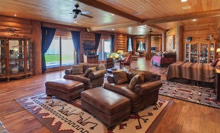 LX28: Gold Beach Oceanfront Estate - Housity
