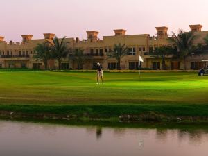 Al Hamra Village Hotel