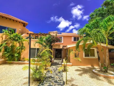 Villas Picalu Studios & Suites Hôtels à : Puerto Aventuras