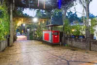 RedDoorz Plus @ Surapati 2 Hotels in Cibeunying Kaler