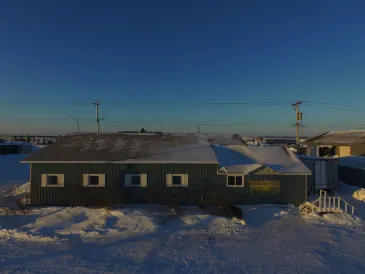 IceBerg Inn