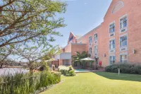 Town Lodge Roodepoort Hotels near Westgate Shopping Mall