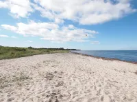 "Elisej" - 100m from the Sea - 3-Star