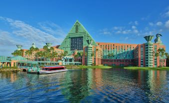 Walt Disney World Swan Reserve