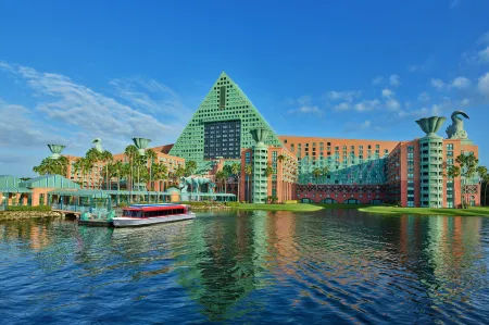 Walt Disney World Swan Reserve