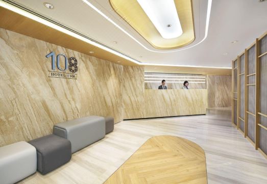 호텔 108 객실 내부