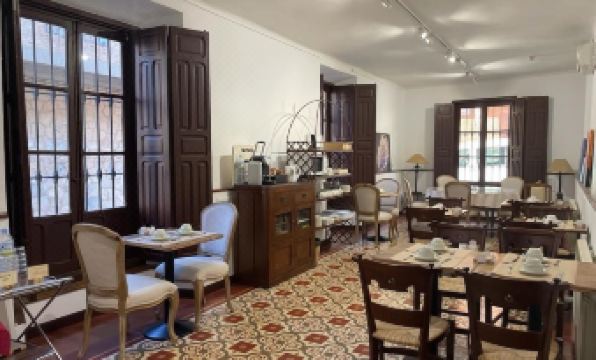 2. 호텔 루랄 라 ..