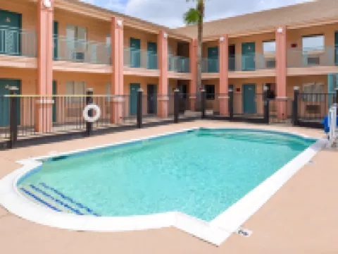 Americas Best Value Inn Clute/Lake Jackson Hotels in Clute