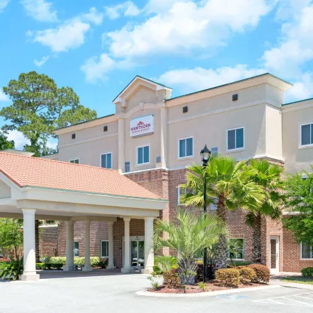 Hawthorn Extended Stay by Wyndham Kingsland Отели в г. Кингсленд