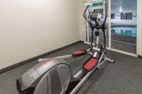 Travelodge Suites by Wyndham Newberg - Gym