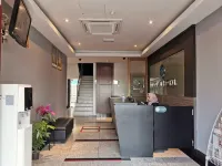 Ocean Hotel