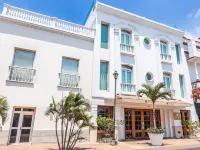 GHL Arsenal Hotel Hotels near The Vaults Square