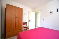 Alba Two-Room Air-Conditioned Holiday Home for 4 Guests - balcony