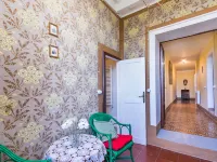 Francesco's Pretty House