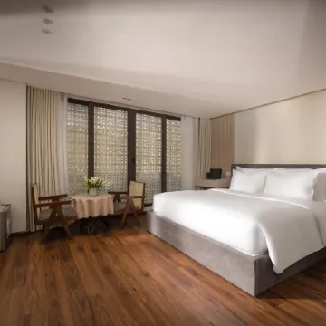 Tashi Ocean Garden & Apartment Da Nang - My Khe Beach